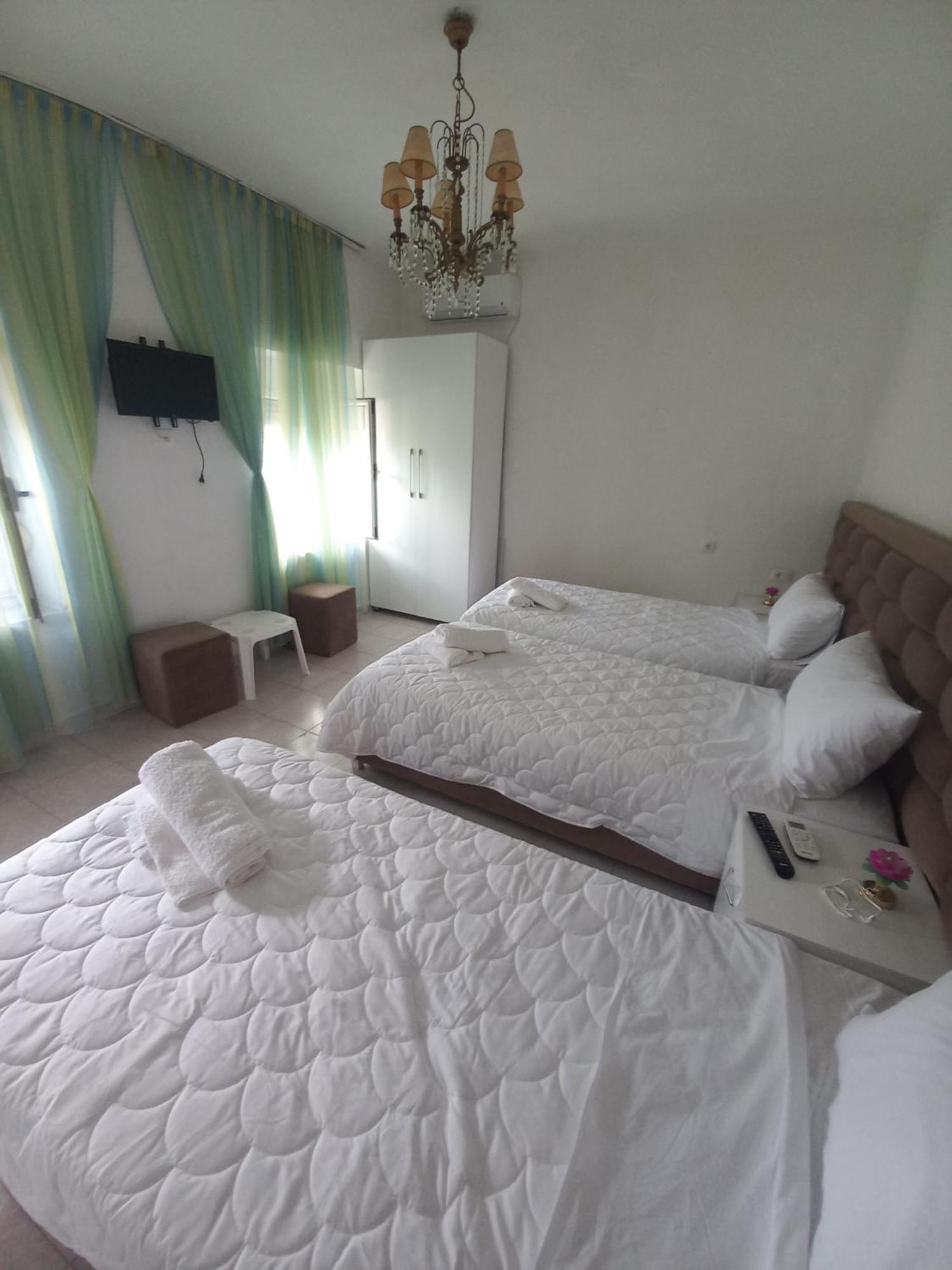 Aleko Guest House Gjirokastër Dış mekan fotoğraf